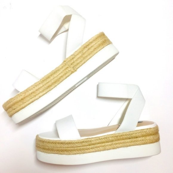Steve Madden Shoes - Steve Madden White Strappy Chunky Flatform Sandals